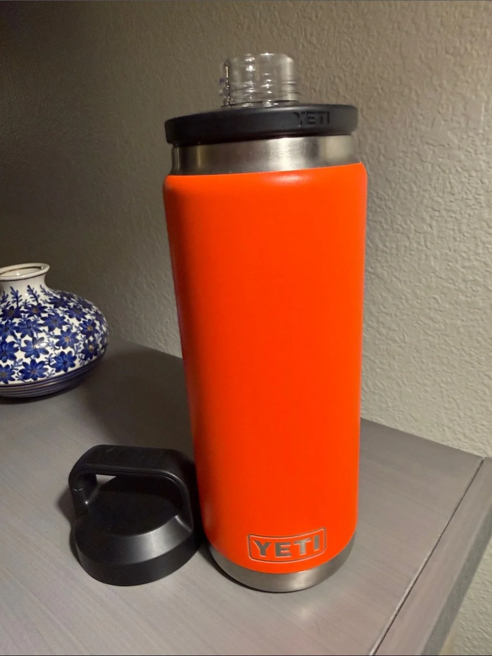 Yeti Rambler ‘Solarflare’ 26oz with chug cap